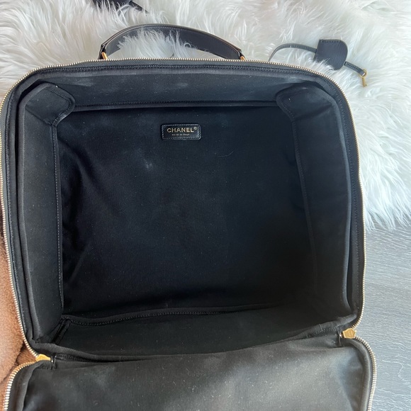 Chanel travel bag - Picture 2 of 6